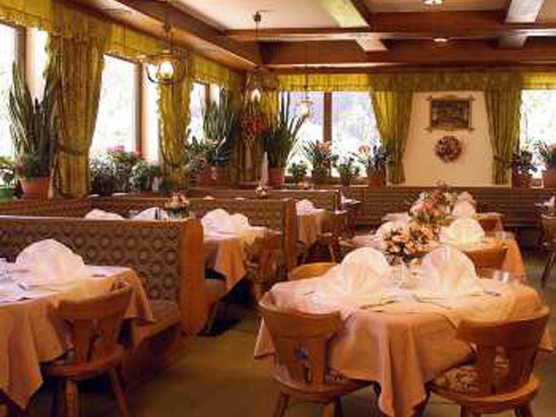 Gasthof Pension Alpenrose Rauris Luaran gambar